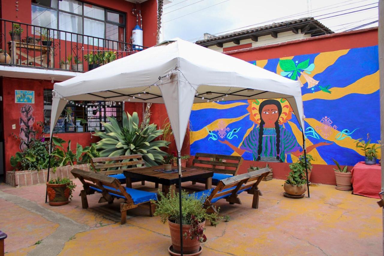 Casa Huipil Pensión *